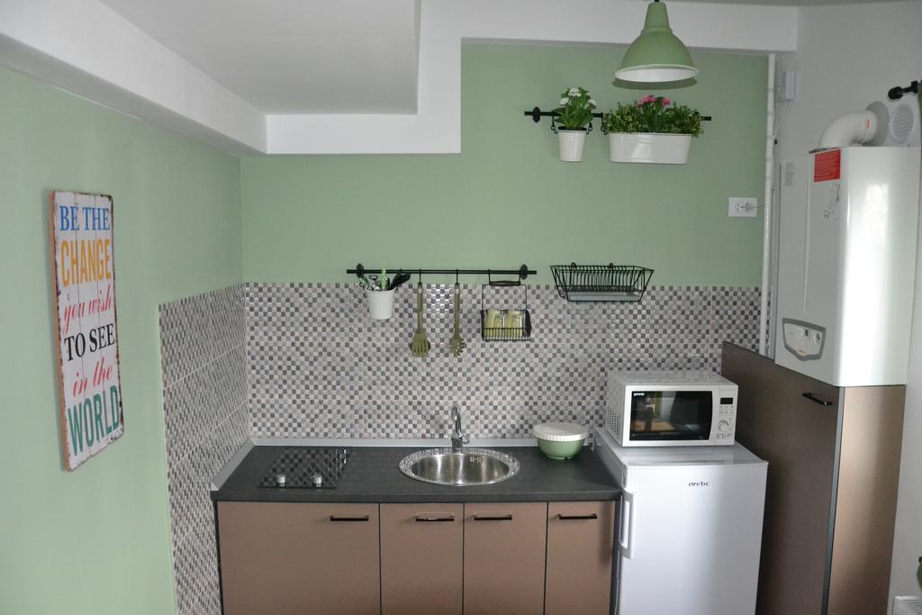 Coffee Residence 1 Bukares Bagian luar foto